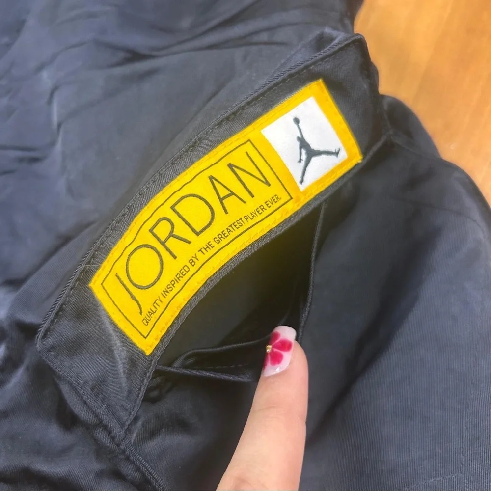 Air Jordan Men’s Sports Full-Length Zipper Autumn Jacket Black Size‎ M